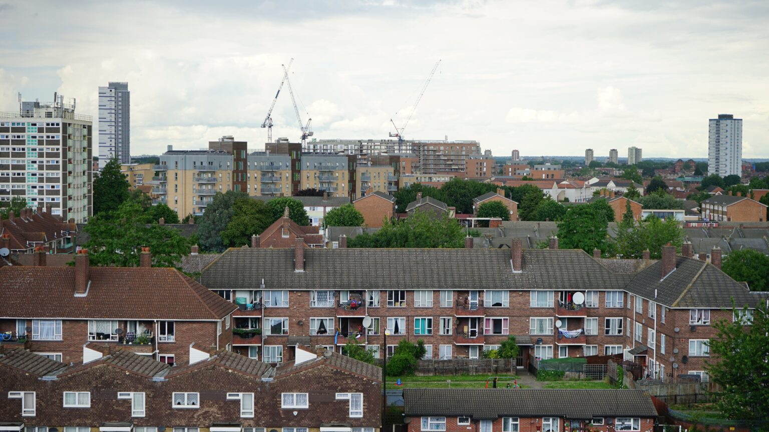 Centre for Ageing Better on delay to Decent Homes Standard for renters ...